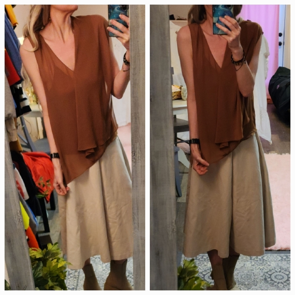 "Vintage" Designer Vince Camuto Asymmetrical Flowy Tank